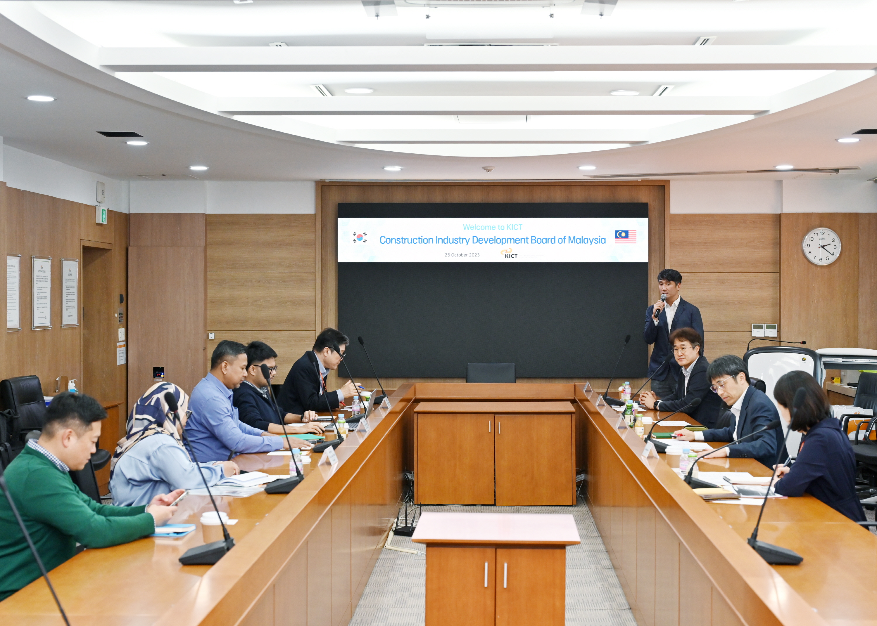 말레이시아 건설산업발전위원회(CIDB) 대표단 방원 1