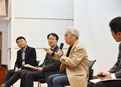 발언하고 있는 김광수 박사의 모습