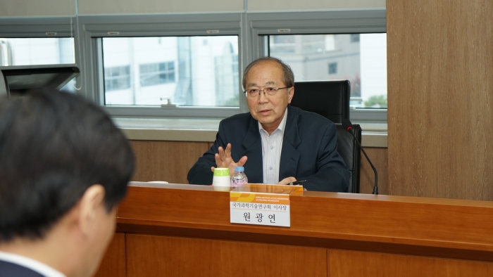 Dr. Won Kwang-Yeon