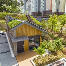 A green path to net zero carbon building